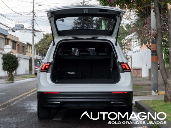 VOLKSWAGEN TIGUAN ALLSPACE TRENDLINE 2.0 TSI TP - 2019 - Imagen 7