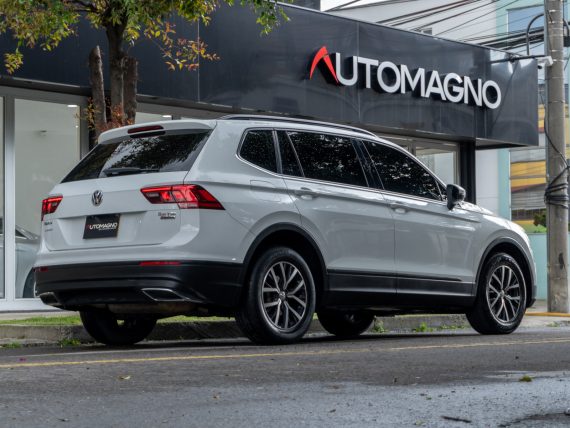 VOLKSWAGEN TIGUAN ALLSPACE TRENDLINE 2.0 TSI TP - 2019 - Imagen 9