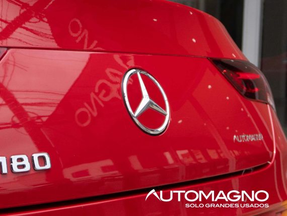 MERCEDES BENZ CLA 180 AMG Line - Imagen 22