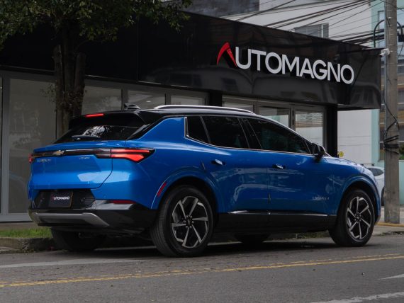 Chevrolet Equinox EV AWD 4x4 - Imagen 9