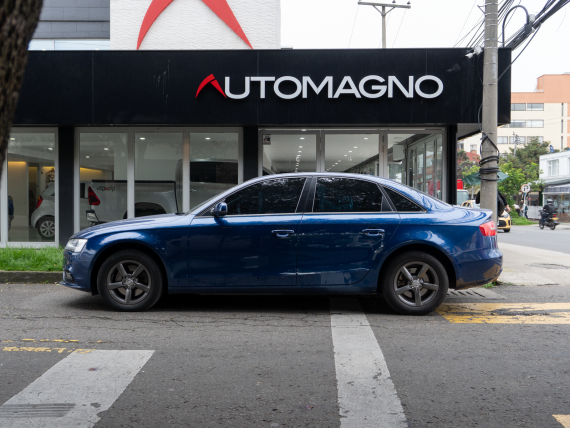 Audi A4 Turbo AT - Imagen 5