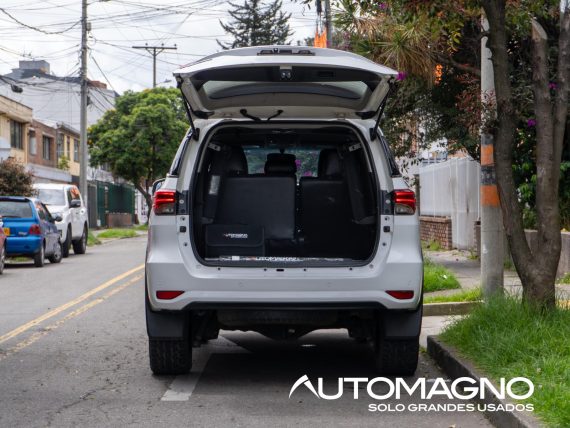 Toyota Fortuner 4x2 - Imagen 6