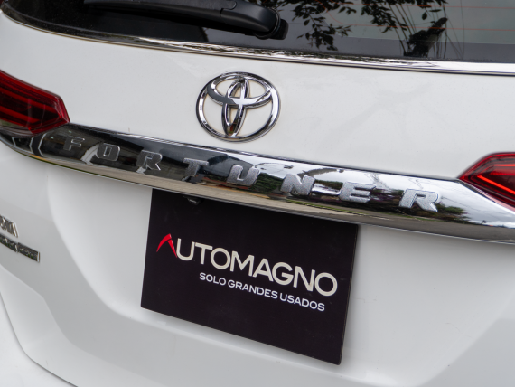 Toyota Fortuner 4x2 - Imagen 23