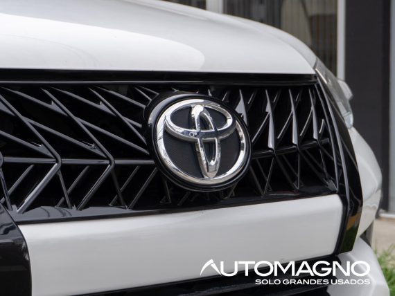 Toyota Fortuner 4x2 - Imagen 24