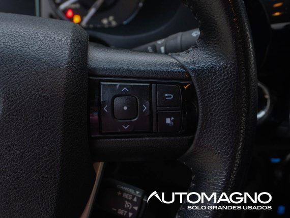 Toyota Hilux 4.0L 4x4 - Imagen 18