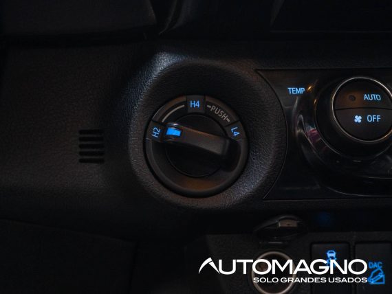 Toyota Hilux 4.0L 4x4 - Imagen 20