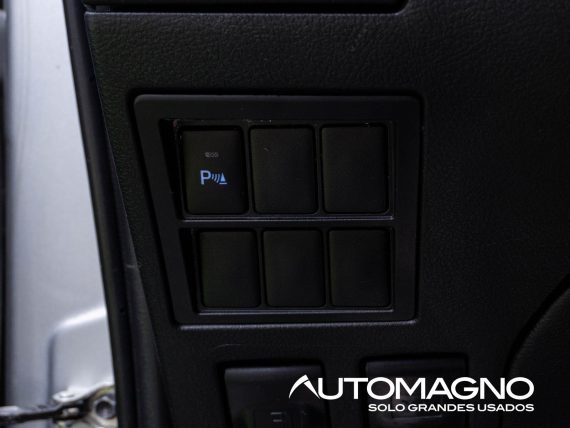 Toyota Hilux 4.0L 4x4 - Imagen 21