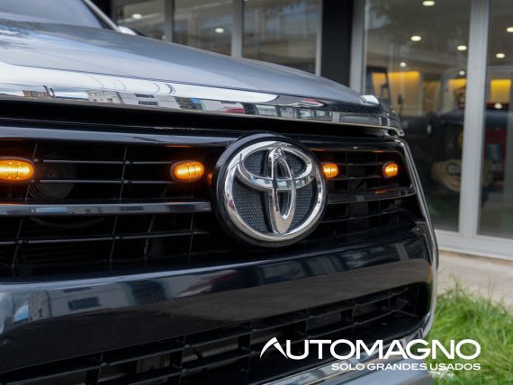 Toyota Hilux 4.0L 4x4 - Imagen 26