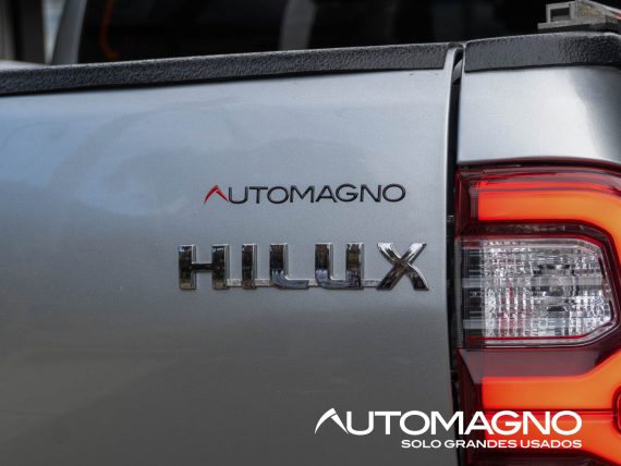 Toyota Hilux 4.0L 4x4 - Imagen 25