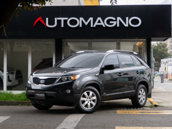 Kia Sorento Natura At 2400 cc 4x4