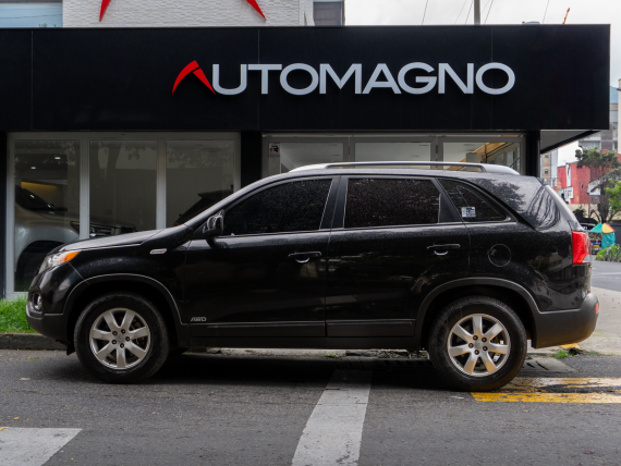 Kia Sorento Natura At 2400 cc 4x4 - Imagen 5