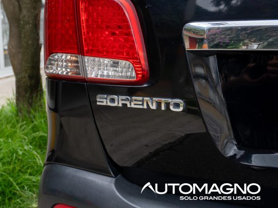 Kia Sorento Natura At 2400 cc 4x4 - Imagen 20