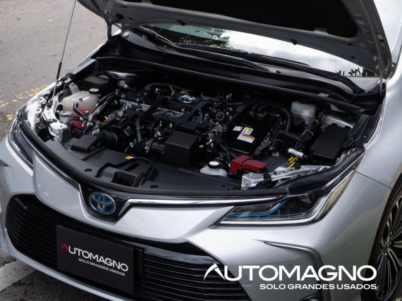 Toyota Corolla SE-G Hybrid - Imagen 4