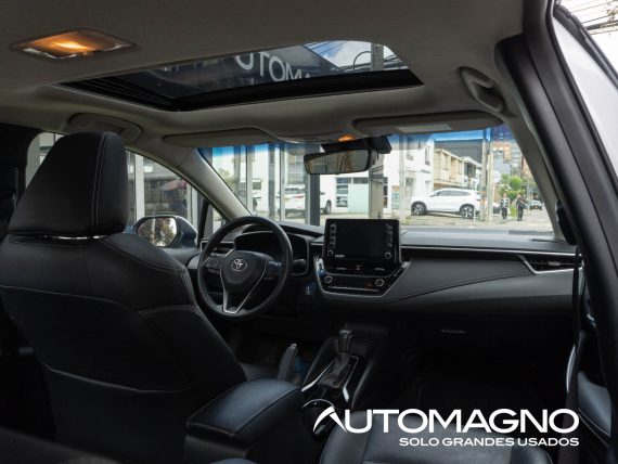 Toyota Corolla SE-G Hybrid - Imagen 13