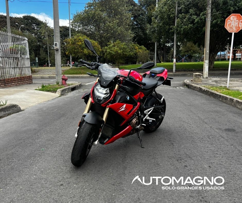 BMW S 1000 R M, foto 1 de 9